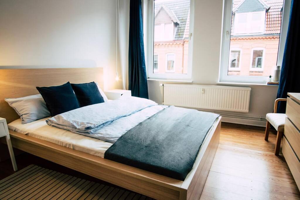 Sanierter Altbau, 2 Zimmer, 24-7 Check-In Kiel Exterior photo